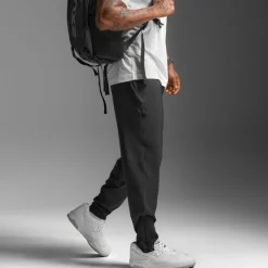 Aero Woven Jogger