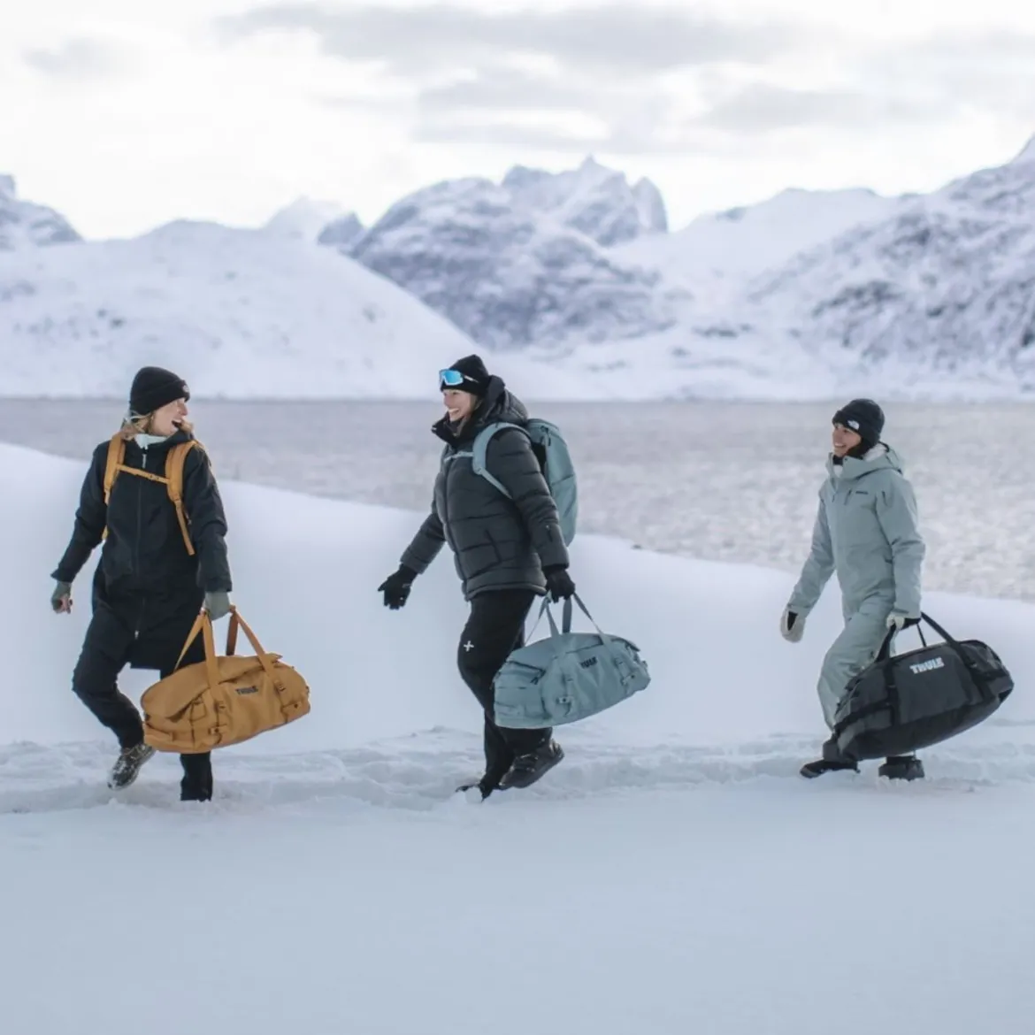 Chasm Duffel 70L