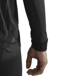 Core Run Windbreaker