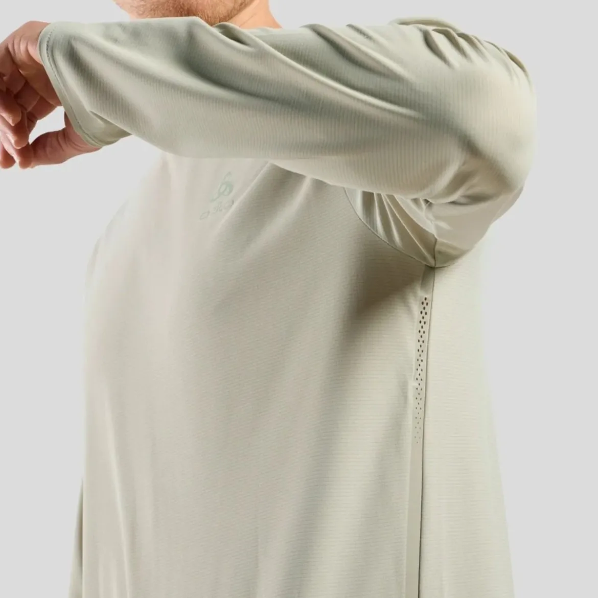 Crew Neck Zeroweight LS Tee