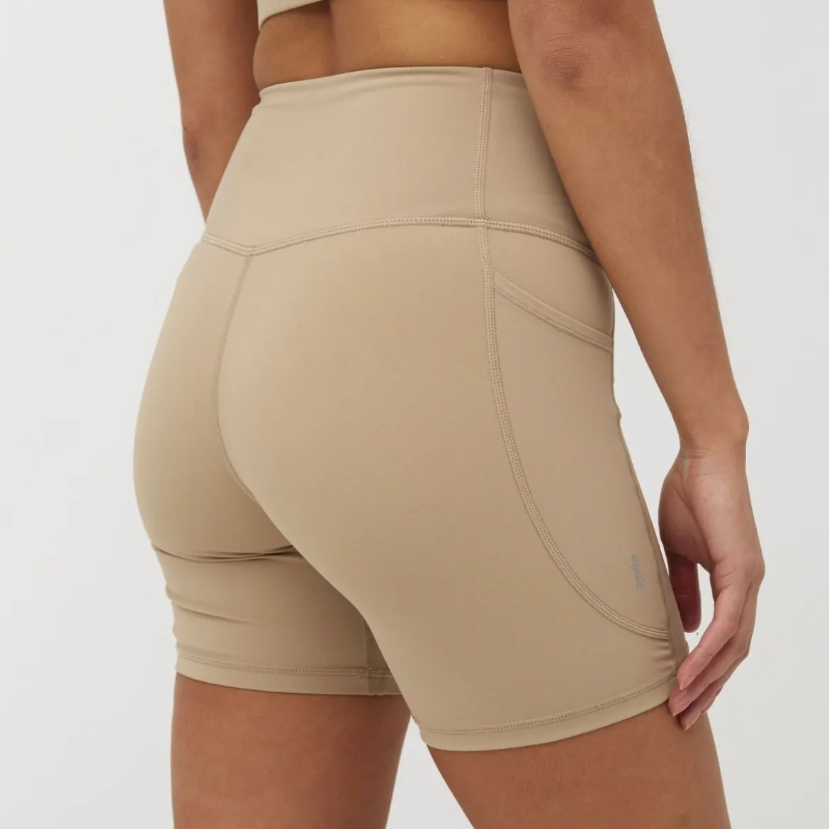 Ellie Ultralight Pocket Shorts