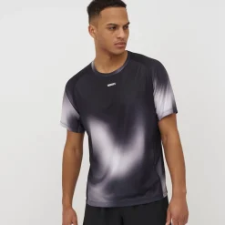 Jakob Running Tee