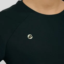 Lecia Tee