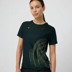 Lecia Tee