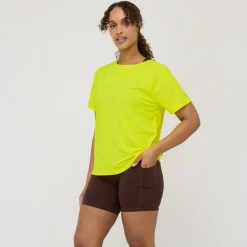 Lecia Tee