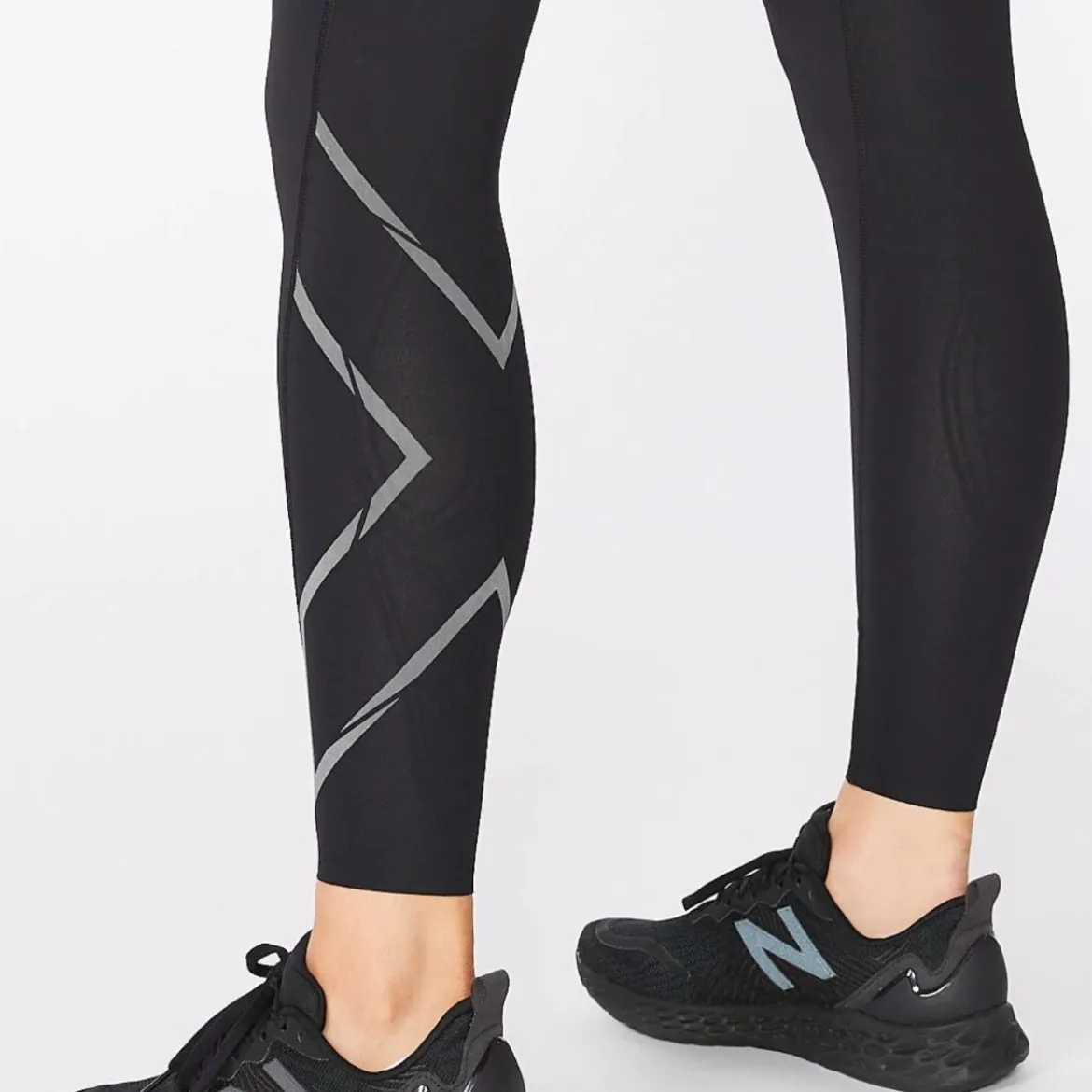 Light Speed Mid-Rise Compression Tights