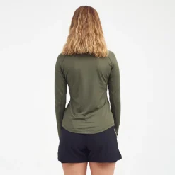 Moderate Half Zip Long Sleeve
