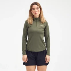 Moderate Half Zip Long Sleeve