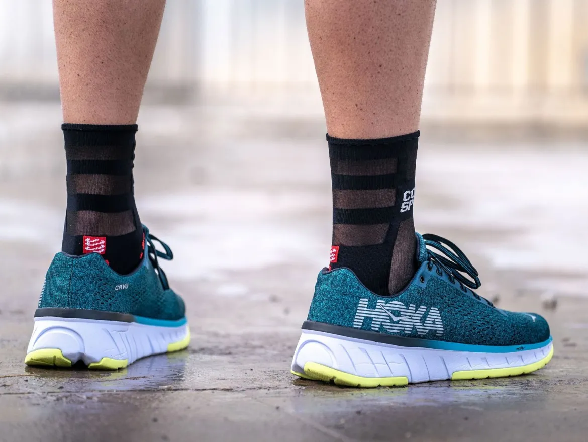 Pro Racing Run Ultralight High Socks V3.0