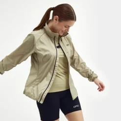 Sway Light Jacket